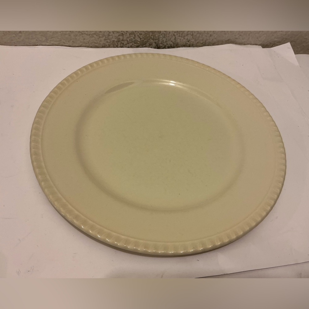 ROYAL STAFFORD heart of the potteries Large Dinner Plates 11"